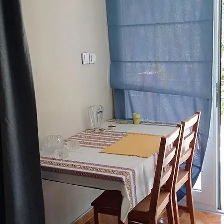 Small And Practical νο1 *